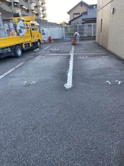 豊田市某所　アパート駐車場　駐車帯改良工事